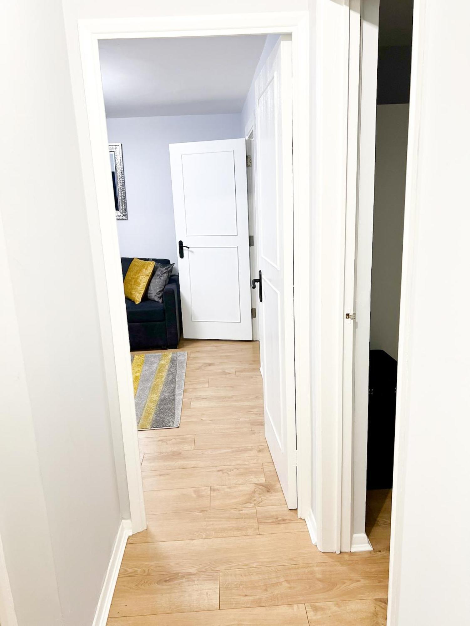 Beautiful Apartment In Beckton With Private Entrance And Garden Londra Dış mekan fotoğraf