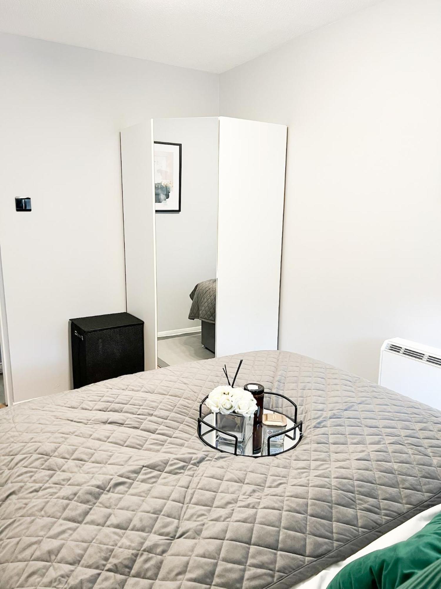 Beautiful Apartment In Beckton With Private Entrance And Garden Londra Dış mekan fotoğraf