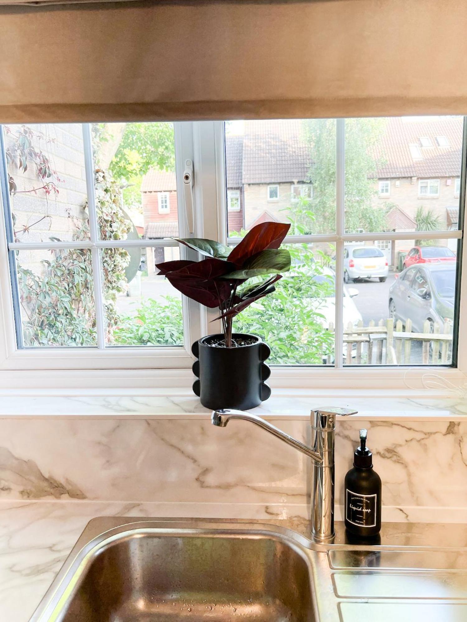 Beautiful Apartment In Beckton With Private Entrance And Garden Londra Dış mekan fotoğraf