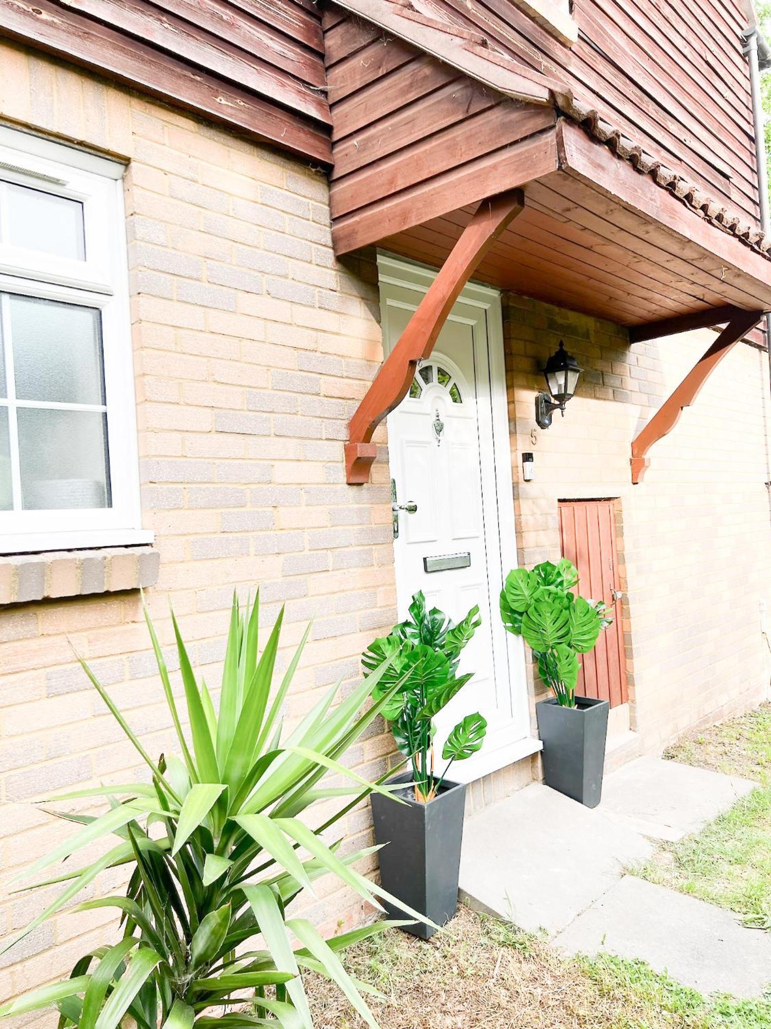 Beautiful Apartment In Beckton With Private Entrance And Garden Londra Dış mekan fotoğraf